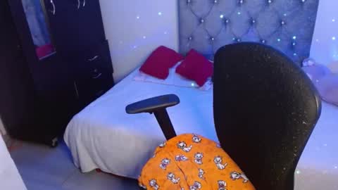 ZOE online show from March 6, 2025, 11:53 pm