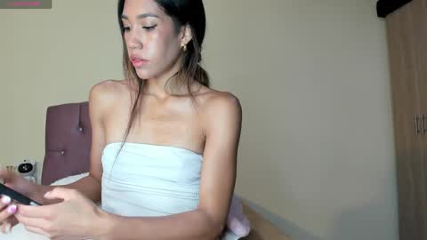 Snapshot of zoe_storm2 chatting on April 2, 2026, 11:57 pm Zoe online show from April 2, 2026, 11:57 pm