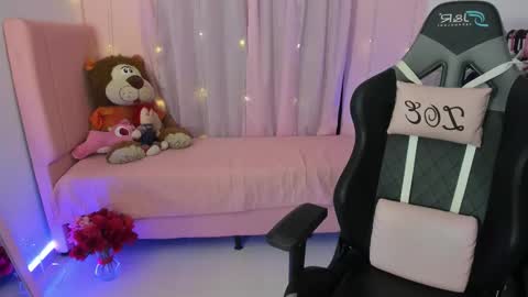 Snapshot of zoe_sullivan_ chatting on February 21, 2026, 9:21 am zoe_sullivan_ online show from February 21, 2026, 9:21 am