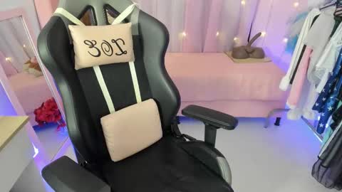 Snapshot of zoe_sullivan_ chatting on February 25, 2026, 8:57 am zoe_sullivan_ online show from February 25, 2026, 8:57 am