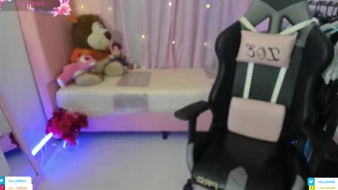 Snapshot of zoe_sullivan_ chatting on February 27, 2026, 9:20 am zoe_sullivan_ online show from February 27, 2026, 9:20 am