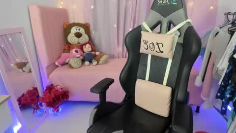 Snapshot of zoe_sullivan_ chatting on February 28, 2026, 9:10 am zoe_sullivan_ online show from February 28, 2026, 9:10 am