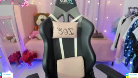 Snapshot of zoe_sullivan_ chatting on March 2, 2026, 9:16 am zoe_sullivan_ online show from March 2, 2026, 9:16 am