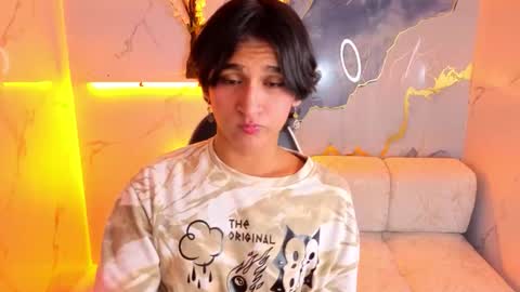 Snapshot of zoe_tp chatting on November 20, 2025, 7:57 pm Zoe online show from November 20, 2025, 7:57 pm