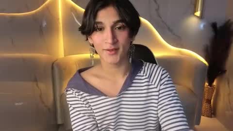 Snapshot of zoe_tp chatting on November 21, 2025, 8:07 pm Zoe online show from November 21, 2025, 8:07 pm