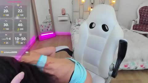 Zoe online show from February 7, 2025, 2:26 pm