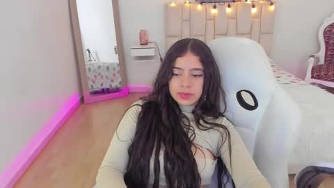 Zoe online show from March 5, 2025, 5:39 pm