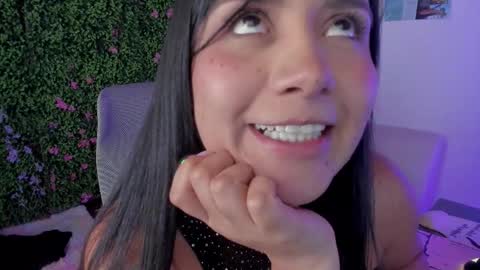 Zoe online show from November 28, 2025, 3:53 am