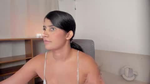 Snapshot of zoe_wattson chatting on April 7, 2026, 2:56 am Zoe online show from April 7, 2026, 2:56 am