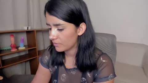 Snapshot of zoe_wattson chatting on April 12, 2026, 2:16 am Zoe online show from April 12, 2026, 2:16 am