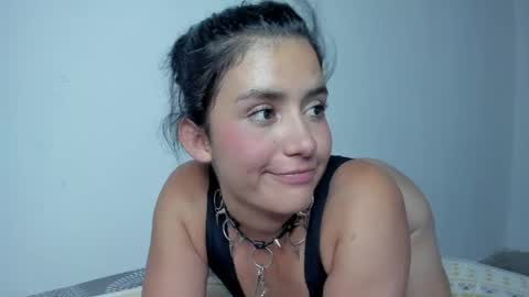 Snapshot of zoe_wattson chatting on May 1, 2026, 8:46 pm Zoe online show from May 1, 2026, 8:46 pm