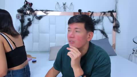 Zoe And Ethan online show from October 17, 2025, 6:32 pm