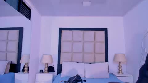 Snapshot of zoecarrter chatting on September 13, 2025, 8:19 pm Zoecarrter online show from September 13, 2025, 8:19 pm