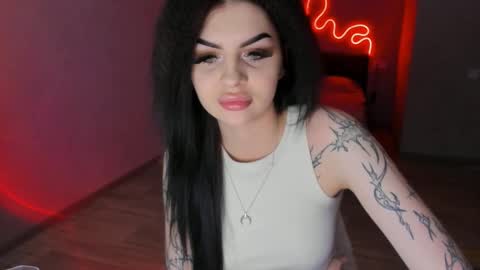 zoedrift online show from October 27, 2025, 1:59 pm