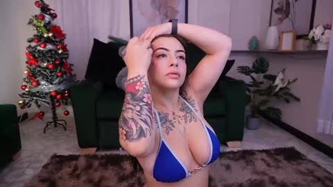 Camila  online show from December 21, 2025, 12:01 pm