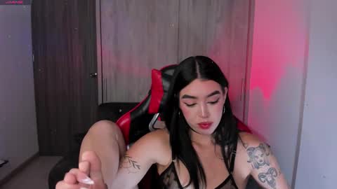 Snapshot of zoee_jackson chatting on February 1, 2026, 1:04 am zoee jackson online show from February 1, 2026, 1:04 am