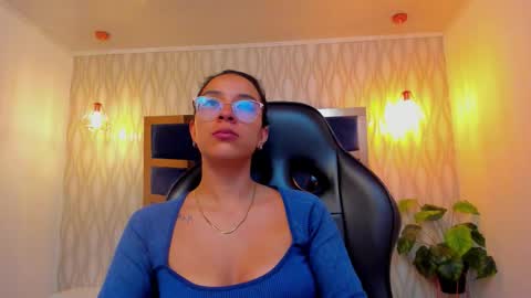 Zoe 3 online show from February 13, 2026, 5:42 pm