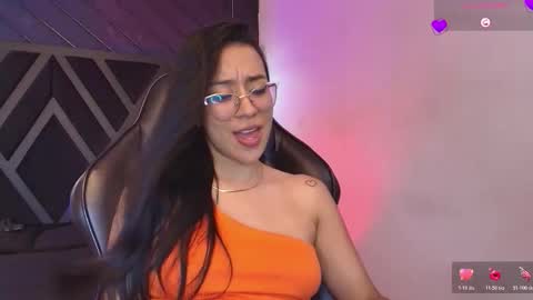 Zoe 3 online show from March 21, 2026, 5:49 pm