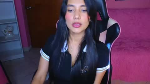 Snapshot of zoee_pamela99 chatting on April 13, 2026, 8:36 pm pamela online show from April 13, 2026, 8:36 pm