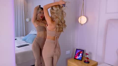 Zoe online show from October 21, 2025, 11:11 am