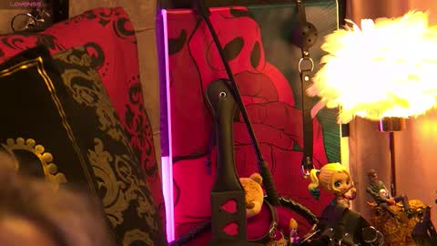 Snapshot of zoemesmerizee chatting on November 7, 2025, 10:59 am ZoeMesmerize online show from November 7, 2025, 10:59 am