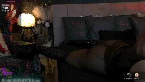 Snapshot of zoemesmerizee chatting on March 9, 2026, 9:30 pm ZoeMesmerize online show from March 9, 2026, 9:30 pm
