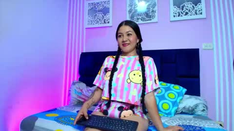 zoerouse_hot online show from December 19, 2025, 7:54 pm