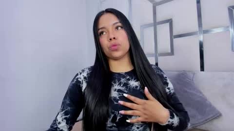 ZoeSwam online show from September 22, 2025, 11:34 am