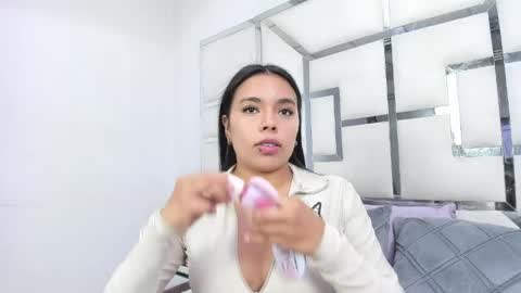 Snapshot of zoeswanx chatting on March 14, 2026, 1:49 pm ZoeSwam online show from March 14, 2026, 1:49 pm