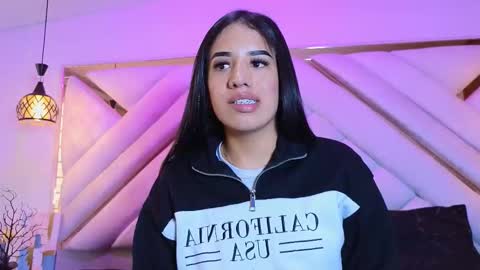 Zoe online show from March 20, 2026, 12:43 pm