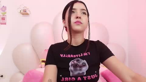 Snapshot of zoewillian chatting on July 23, 2026, 1:58 am zoewillian online show from July 23, 2026, 1:58 am
