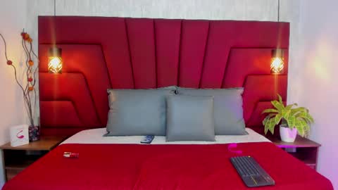 Zoey  Jayden online show from July 25, 2026, 12:47 pm