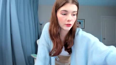 Zoey Lane online show from October 17, 2025, 3:10 am