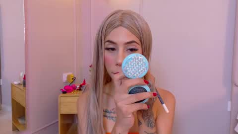 Zoey online show from April 29, 2026, 4:16 am