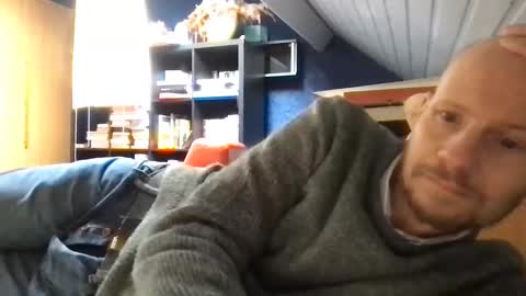 zolexthomas online show from October 14, 2025, 2:18 pm