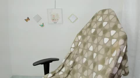 Alicie online show from February 15, 2026, 7:51 am