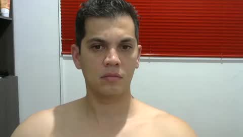 Snapshot of zoro_00 chatting on February 24, 2026, 1:25 am zoro_00 online show from February 24, 2026, 1:25 am