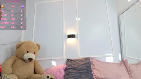 Violeta online show from March 7, 2026, 12:35 pm