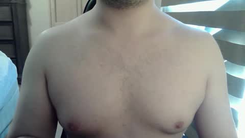 Snapshot of zorrito_himbo chatting on May 10, 2026, 7:19 pm Himbo fox online show from May 10, 2026, 7:19 pm