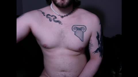 zorvello_83 online show from April 8, 2026, 7:03 pm