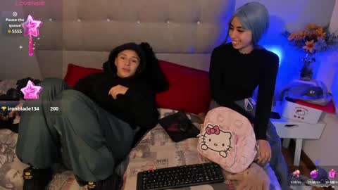 Snapshot of zowi_hottiee chatting on December 6, 2024, 8:15 am cintya kors online show from December 6, 2024, 8:15 am