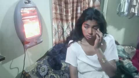 Snapshot of zoyakhan803 chatting on February 28, 2025, 10:39 pm zoyakhan803 online show from February 28, 2025, 10:39 pm