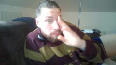 Snapshot of zubit chatting on November 6, 2025, 12:28 pm zubit online show from November 6, 2025, 12:28 pm