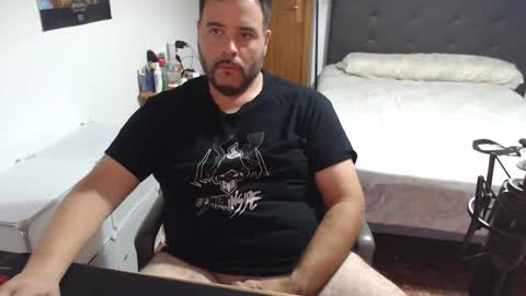 Snapshot of zuheyla26 chatting on October 14, 2025, 5:25 pm Zuheyla online show from October 14, 2025, 5:25 pm