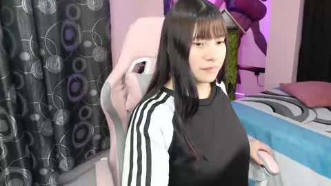 zulemapiel online show from April 12, 2026, 11:21 pm