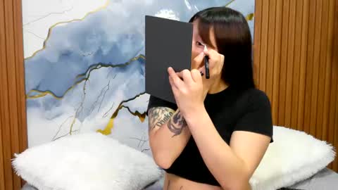 zulemapiel online show from May 22, 2026, 10:59 pm