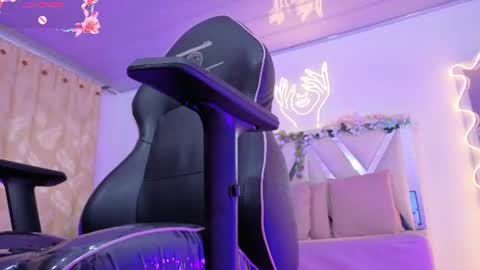 Snapshot of zury_tay chatting on July 1, 2026, 11:34 am ZURY online show from July 1, 2026, 11:34 am