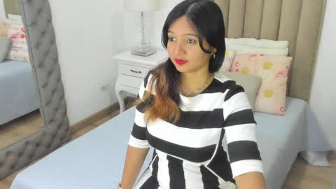 Snapshot of zusan_king_ chatting on April 2, 2026, 3:26 am Im Zusan My schedule is from 1030pm to 430 am colombian time online show from April 2, 2026, 3:26 am