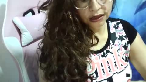 Snapshot of zusanahot chatting on January 21, 2025, 12:04 am zusanahot online show from January 21, 2025, 12:04 am