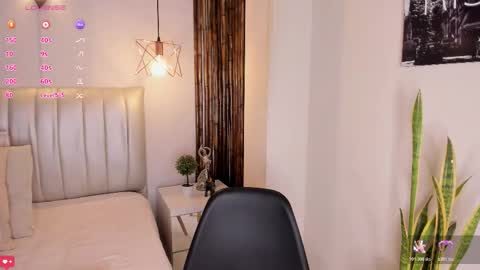 Zara online show from February 20, 2026, 7:14 pm